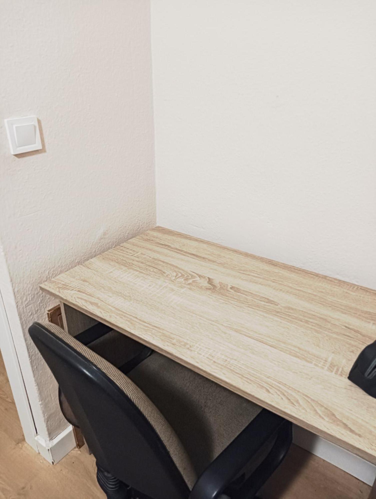 Habitaciones En Apartamento Compartido Delicias Room Cerca Del Mar, Aeropuerto, Ave Y Metro 말라가 외부 사진